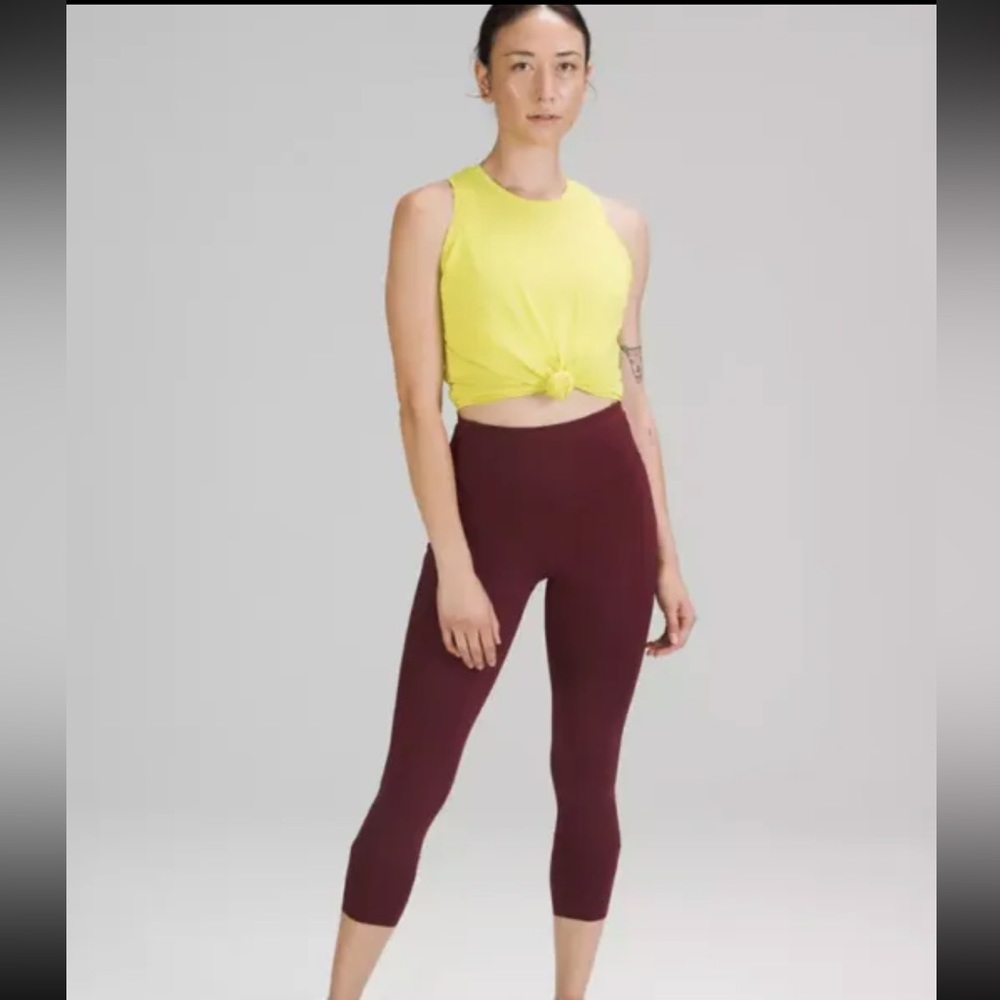 Lululemon BNWT High Neck Run and Train Tank sz 6